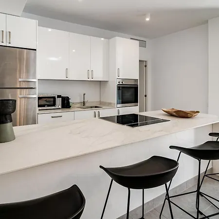 Apartment Ab3 - Spacious Puerto Banus Marbella