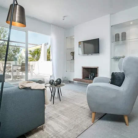 Apartment Ab3 - Spacious Home, Puerto Banus *