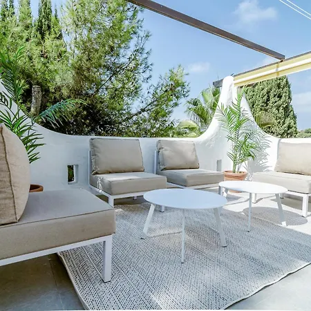 Ab3 - Spacious Home, Puerto Banus Apartment