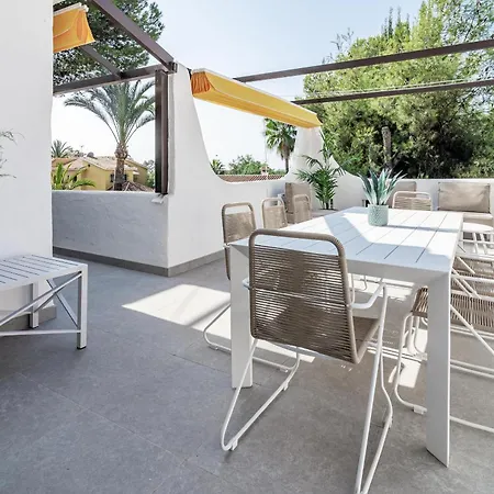 Ab3 - Spacious Home, Puerto Banus Apartment Marbella