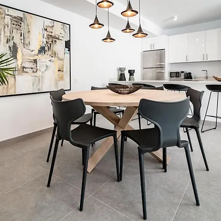 Ab3 - Spacious Puerto Banus 아파트 *