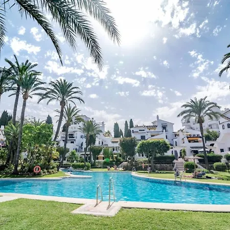Ab3 - Spacious Home, Puerto Banus *