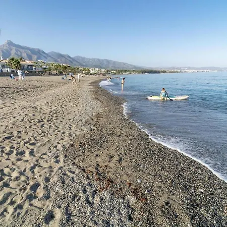 Ab3 - Spacious Home, Puerto Banus *