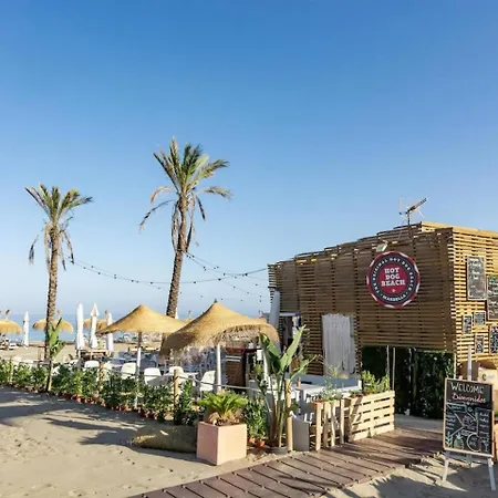 Ab3 - Spacious Home, Puerto Banus * 마르베야