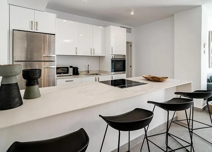 Ab3 - Spacious Puerto Banus *