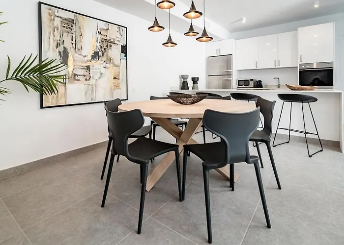 Ab3 - Spacious Puerto Banus Lejlighed *