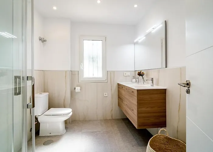 Ab3 - Spacious Puerto Banus Marbella