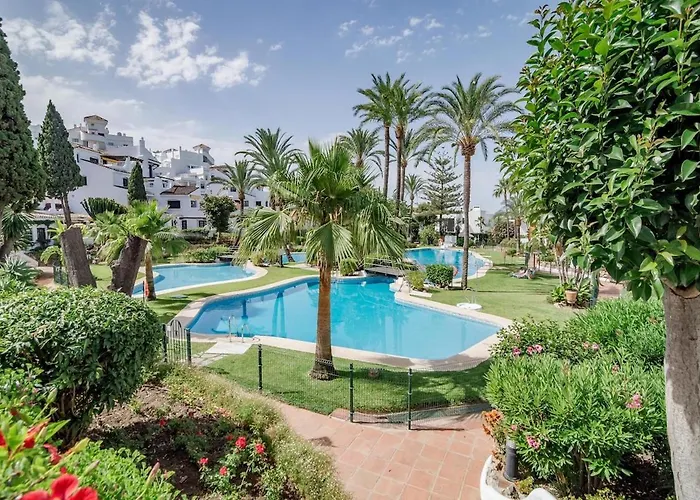 Ab3 - Spacious Puerto Banus Lejlighed